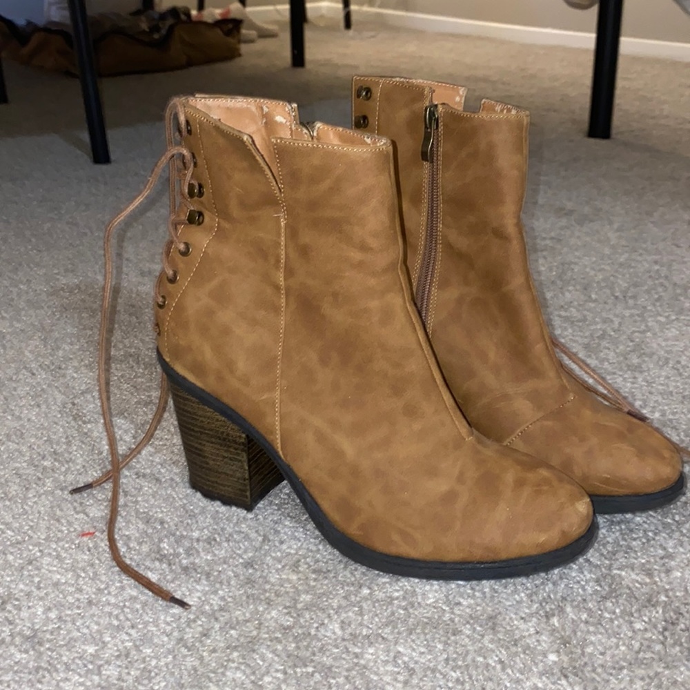 Lace up boots